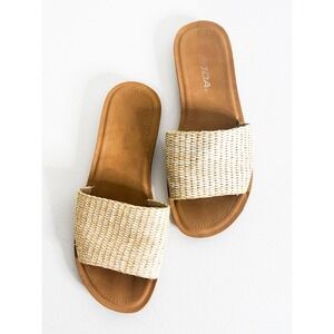 Soda Beige Raffia Woven Slide Sandals Women's Size 8.5 Boho Summer Flats